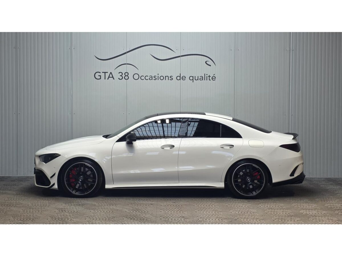 MERCEDES CLA