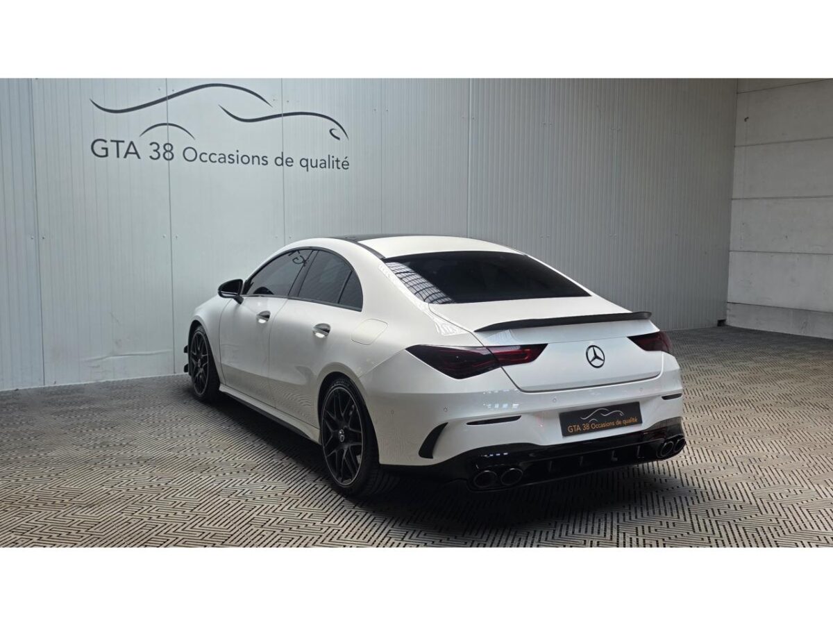 MERCEDES CLA
