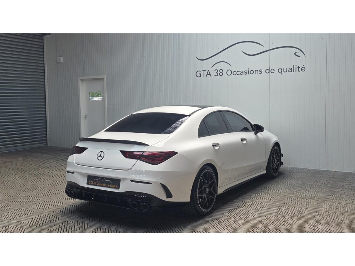 MERCEDES CLA