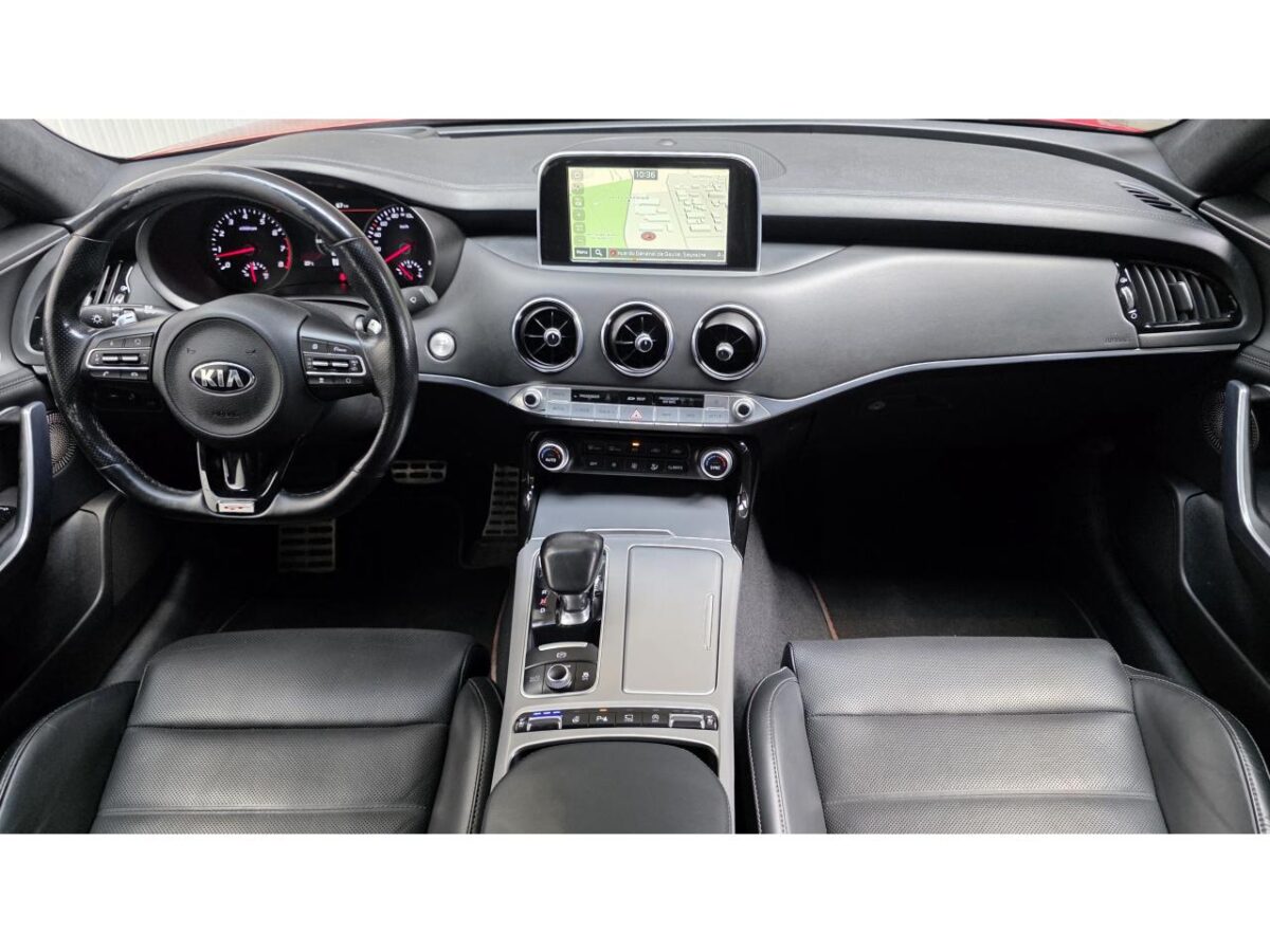 KIA STINGER