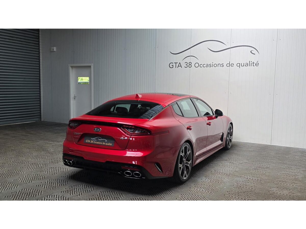 KIA STINGER