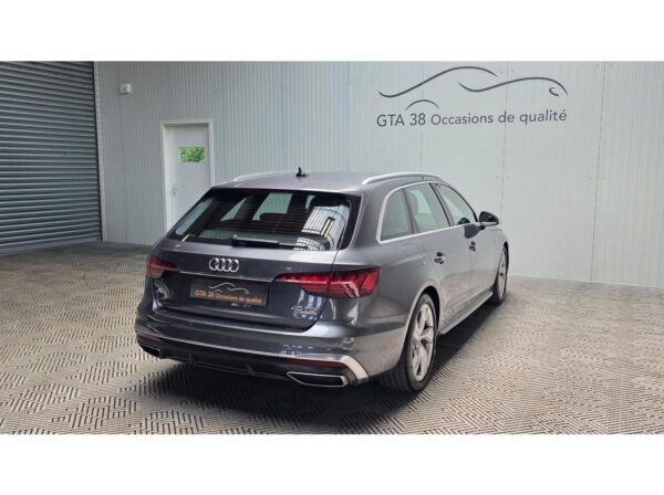 AUDI A4 AVANT
