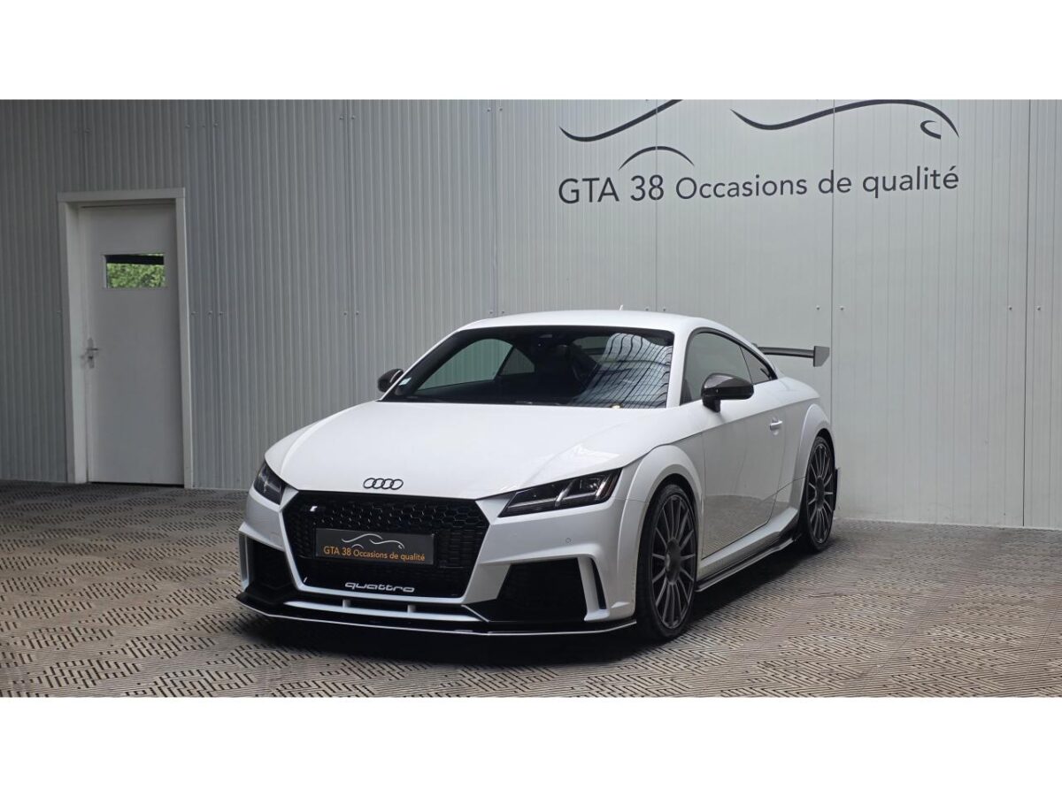 AUDI TTRS