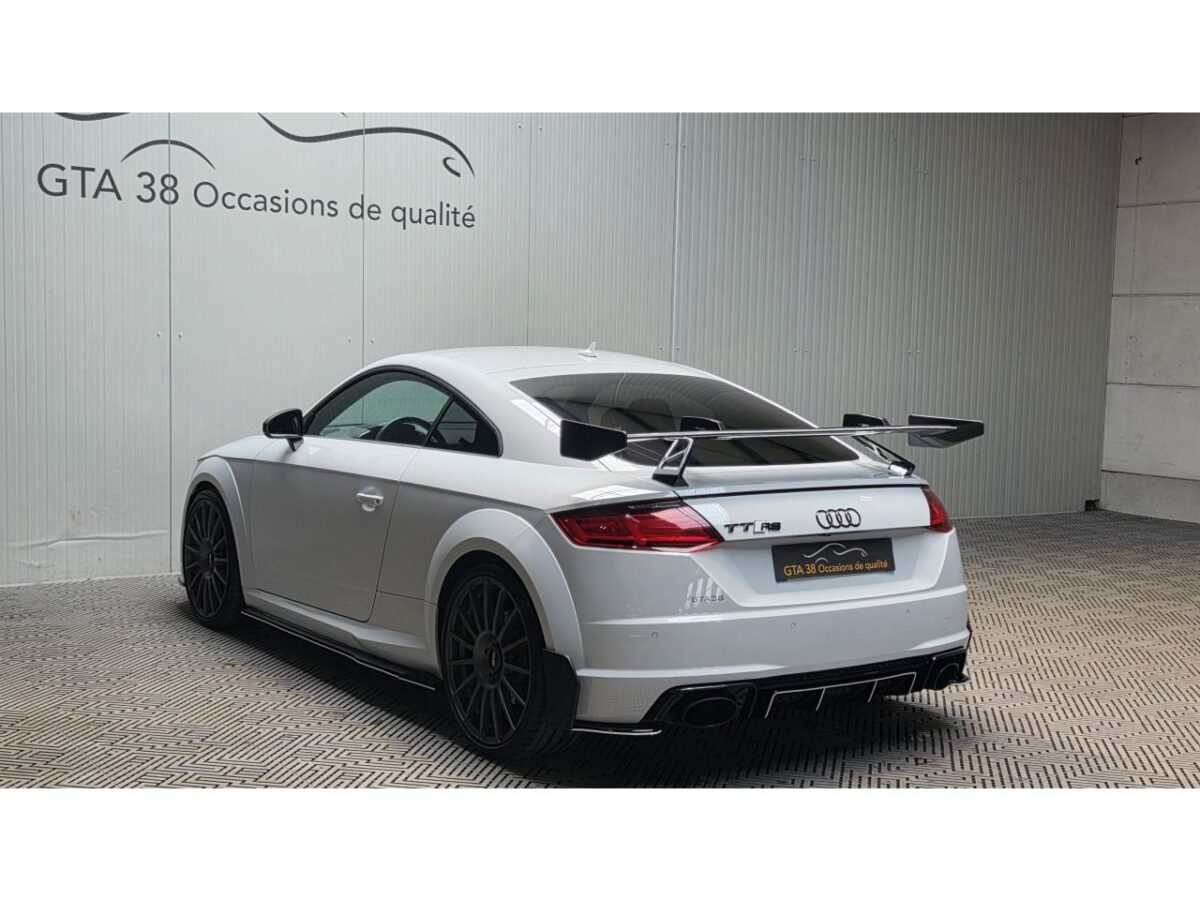 AUDI TTRS