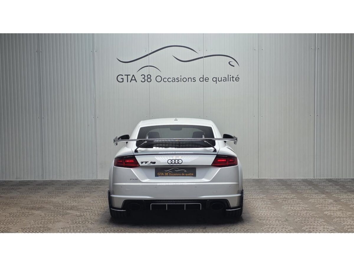 AUDI TTRS