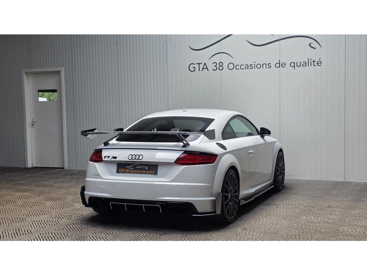 AUDI TTRS
