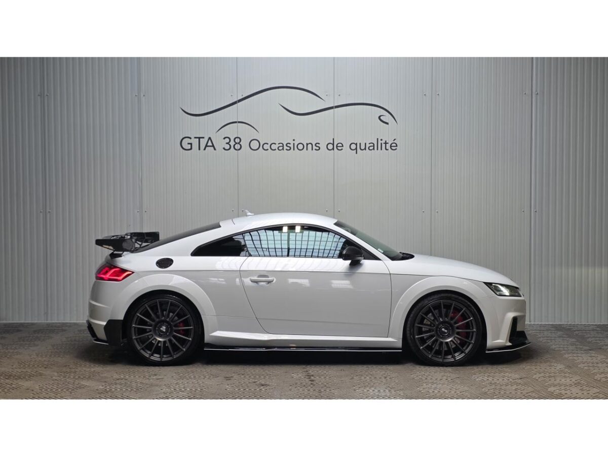 AUDI TTRS