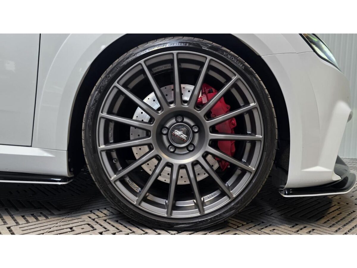 AUDI TTRS