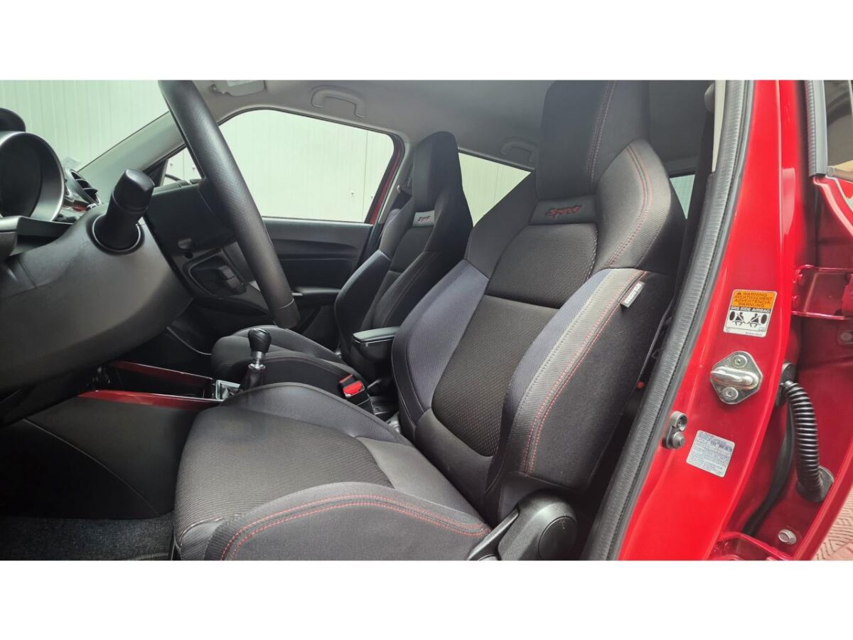 SUZUKI SWIFT