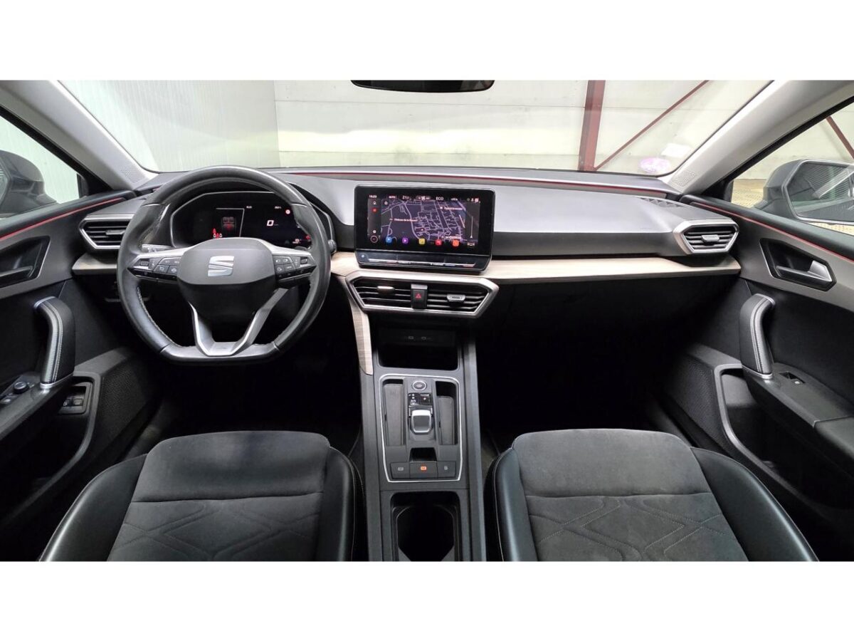 SEAT LEON ST