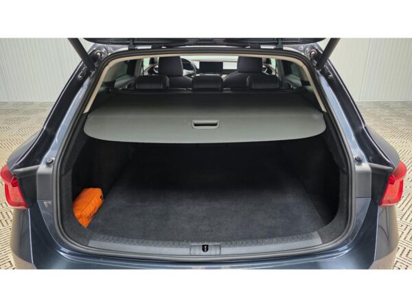 SEAT LEON ST