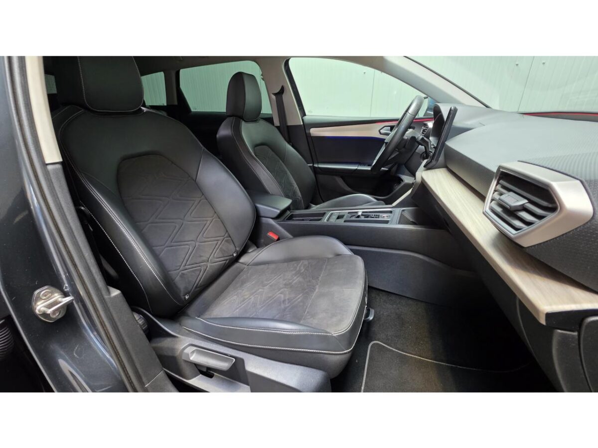 SEAT LEON ST