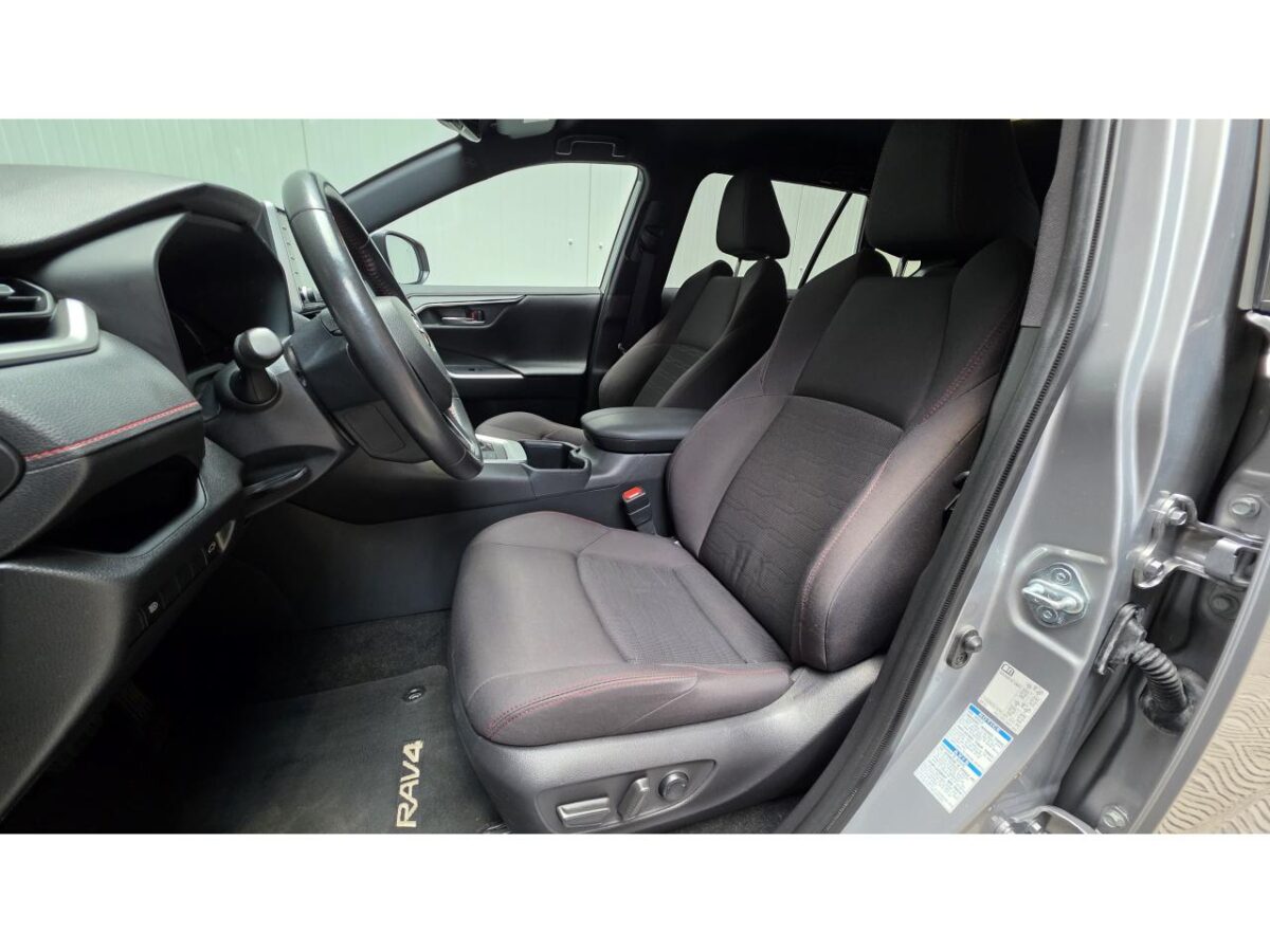 TOYOTA RAV 4
