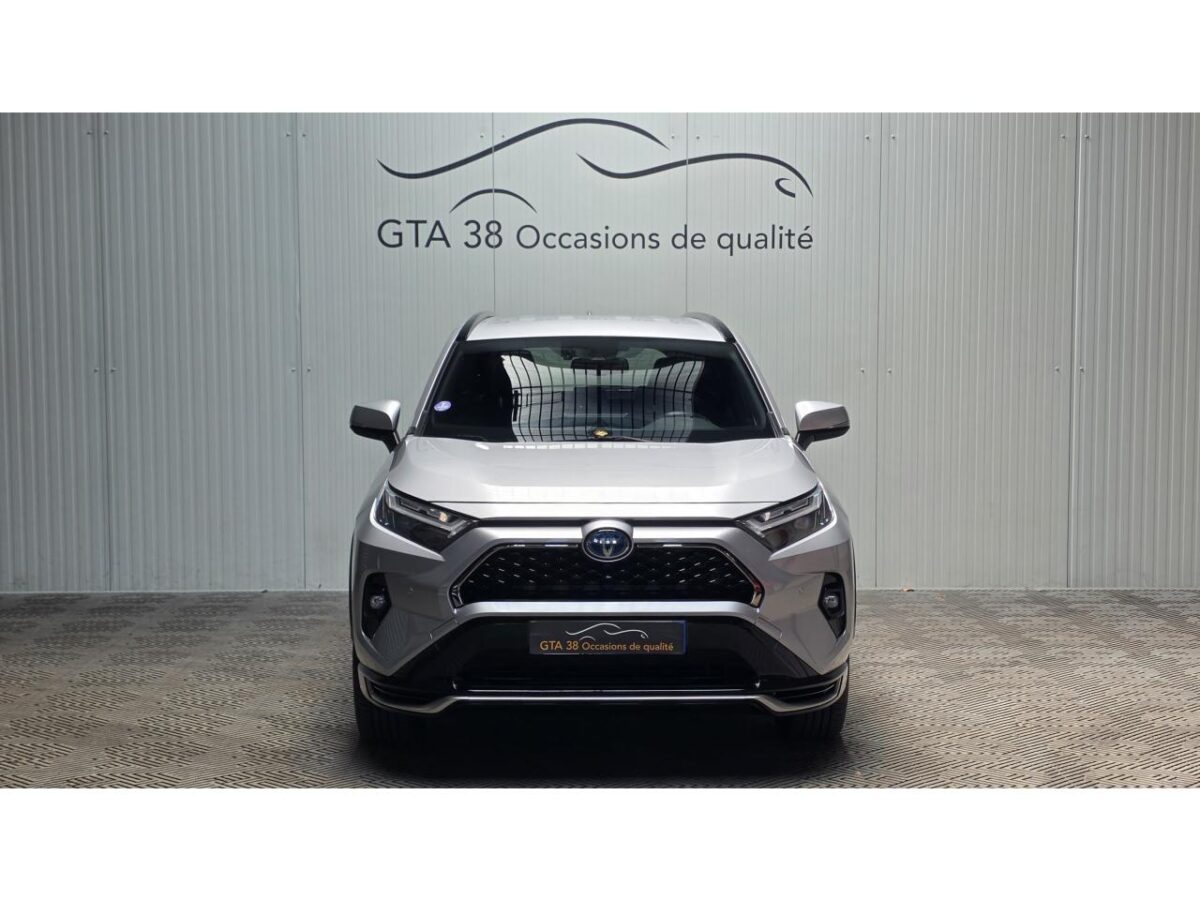 TOYOTA RAV 4