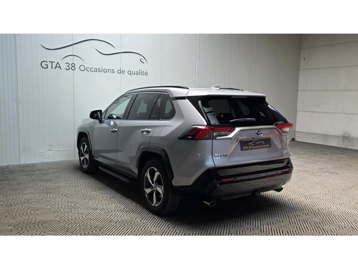 TOYOTA RAV 4