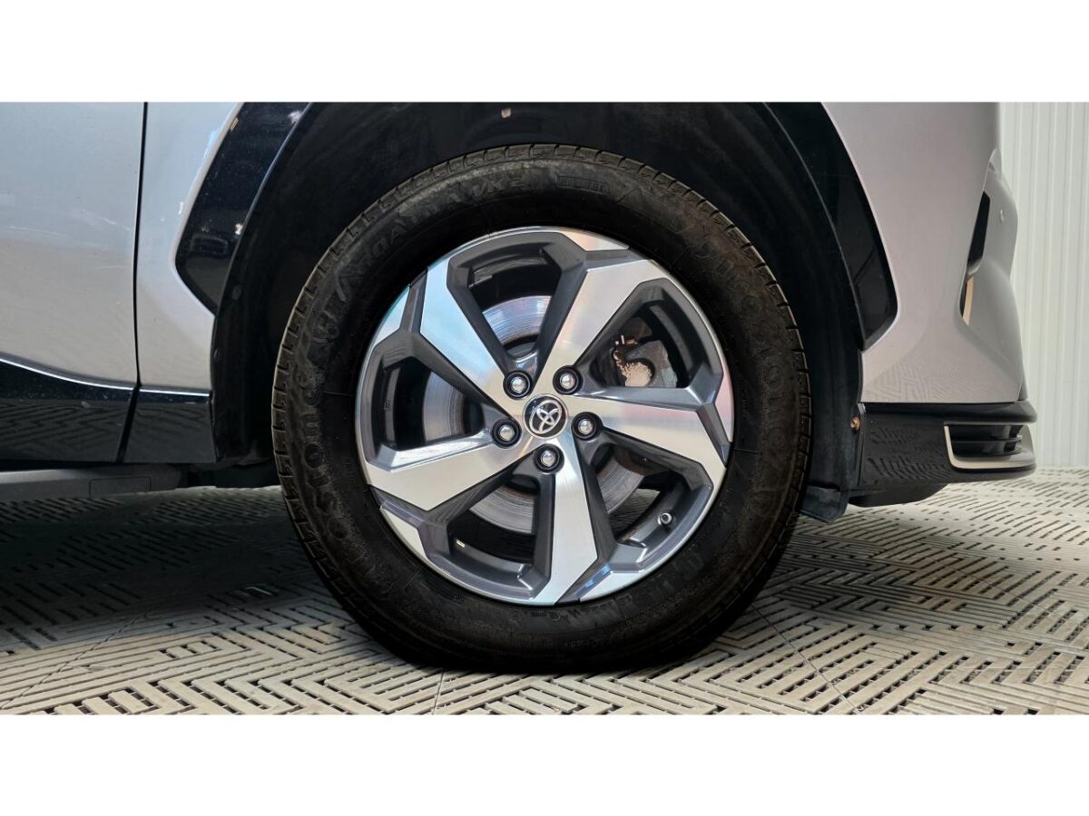 TOYOTA RAV 4