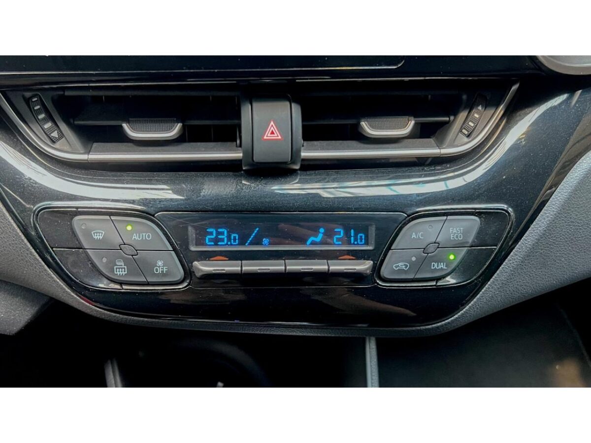 TOYOTA C-HR