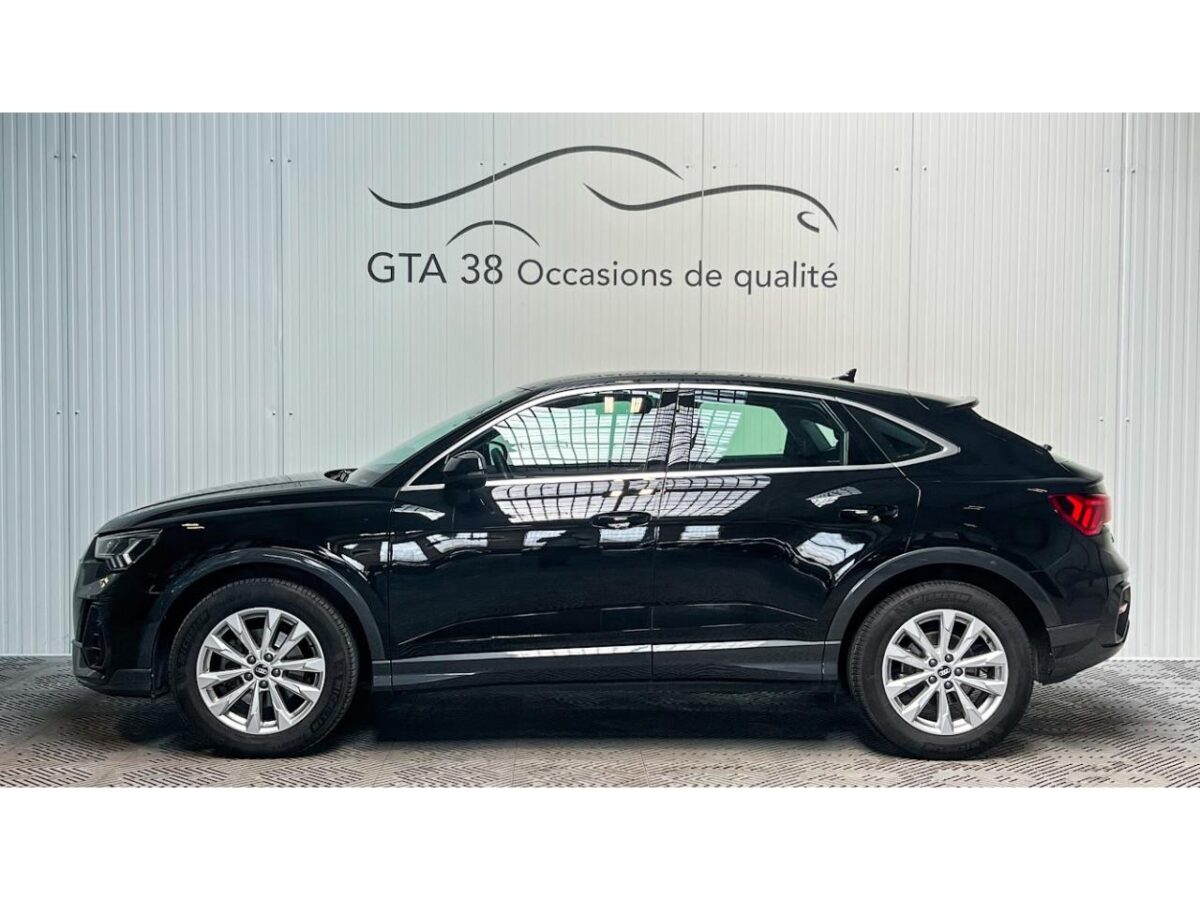 AUDI Q3 SPORTBACK