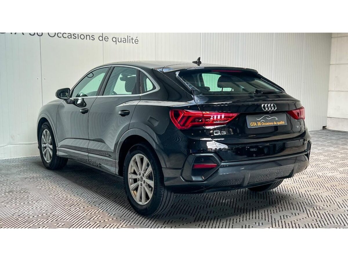 AUDI Q3 SPORTBACK