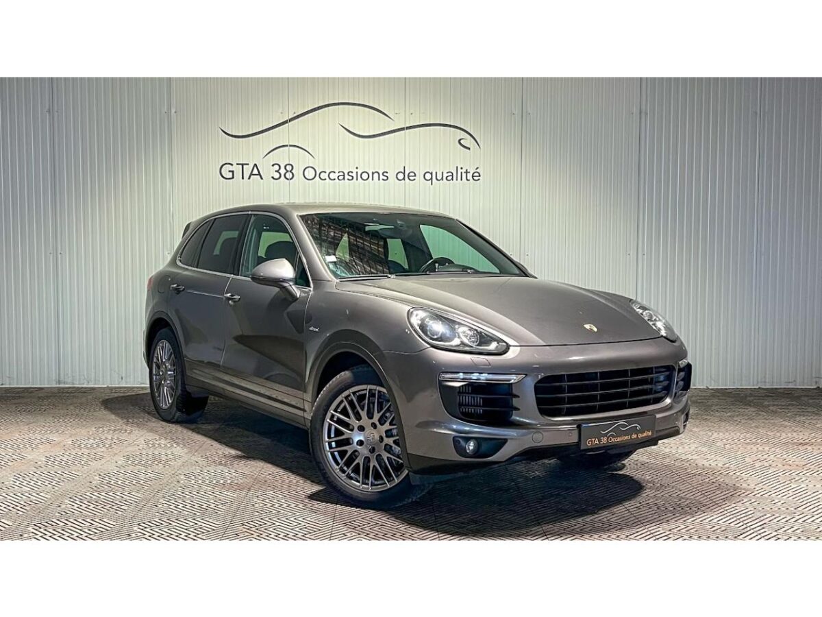 PORSCHE CAYENNE