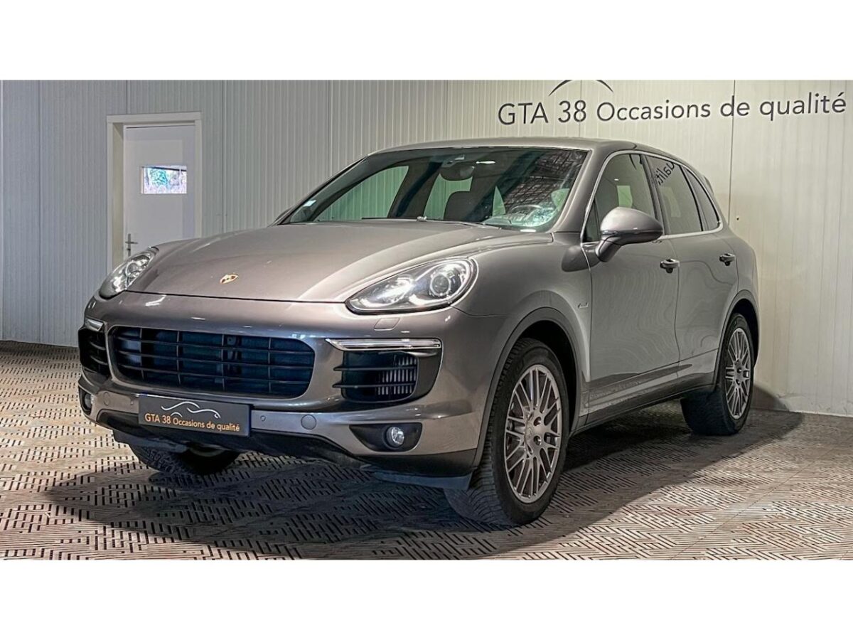 PORSCHE CAYENNE